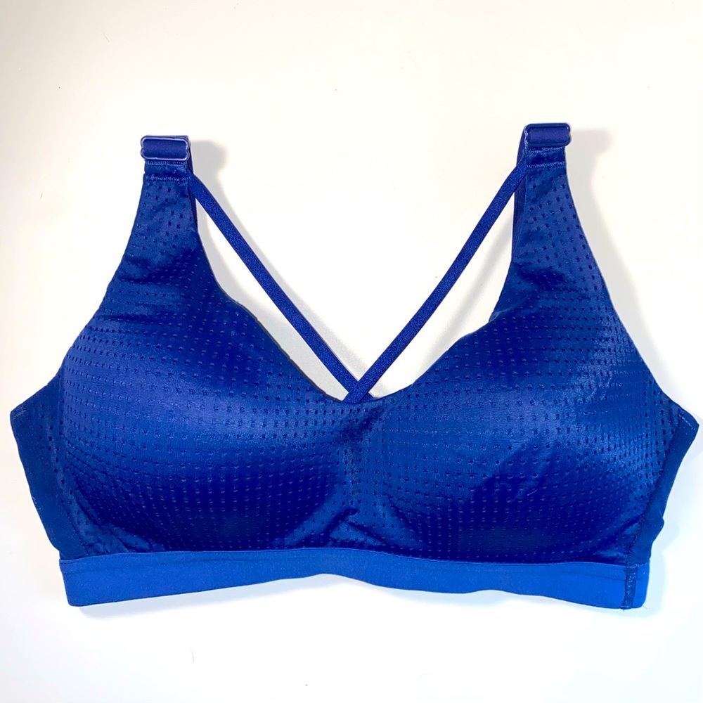 VS Victoria Sport Lightweight Sports Bra 34C NWOT